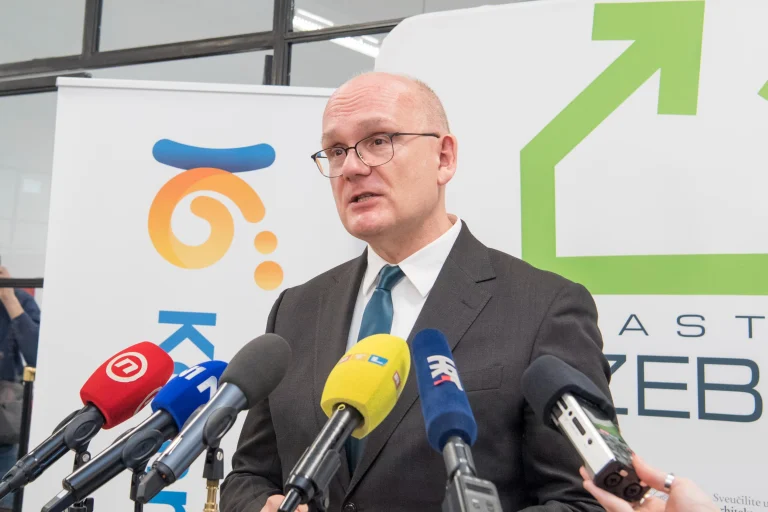 nZEB 2026 – Energetska učinkovitost i održivost / jučer – danas – sutra – fotografija 40 od 42